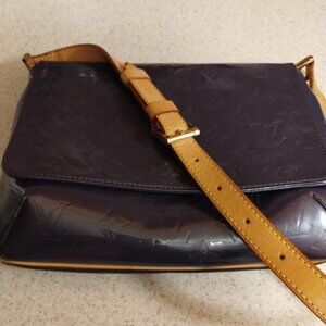 LOUIS VUITTON VERNIS THOMPSON STREET BAG